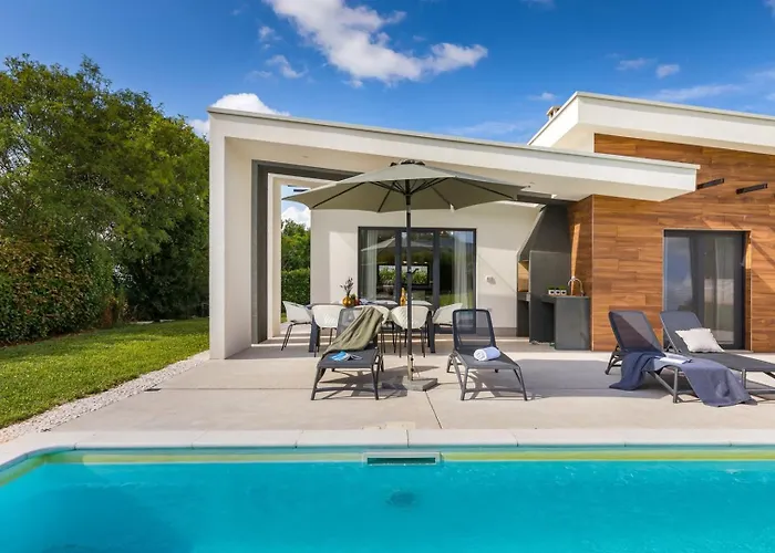 Sama By Villsy Žminj