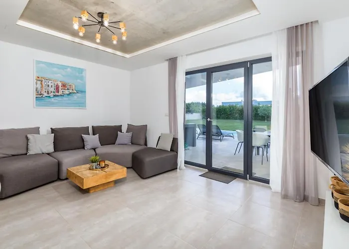 Villa Sama By Villsy *